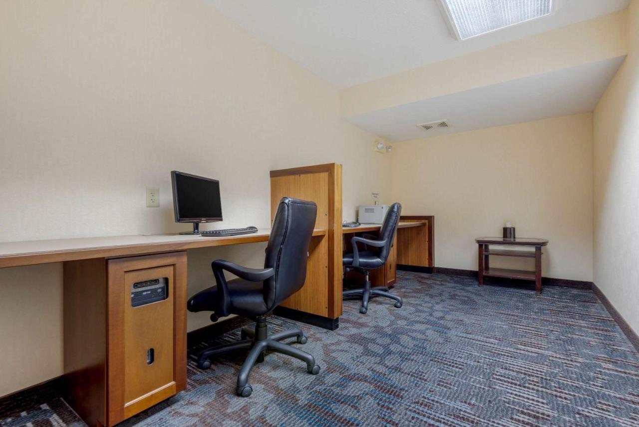 Clarion Inn Elmira-Horseheads Екстер'єр фото
